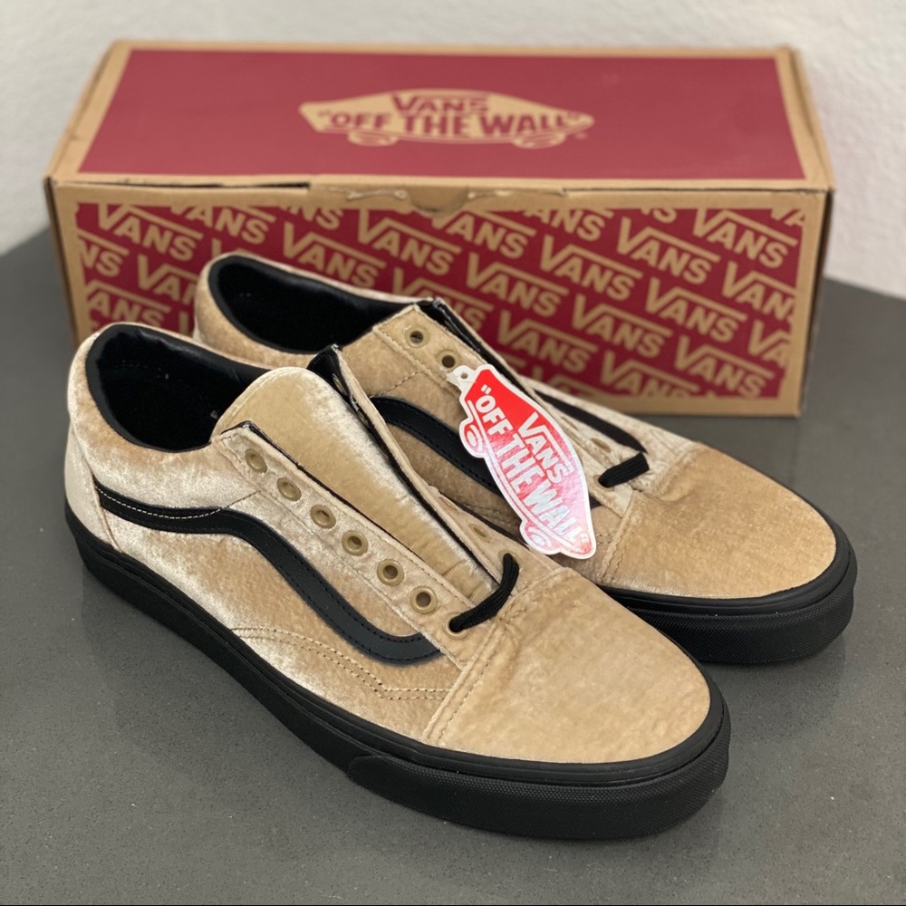 VANS Old Skool Velvet Sneakers LIMITED Edition